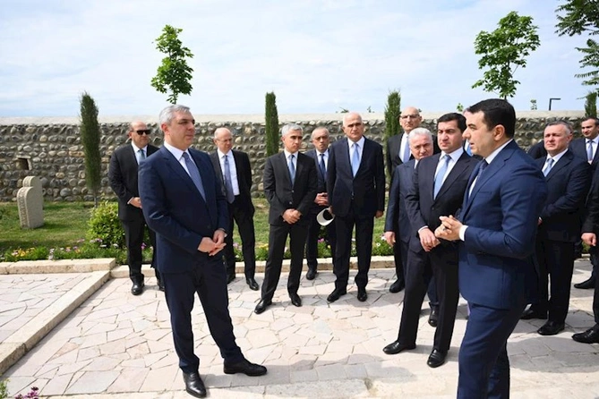 Məmurlar bir araya gəldi — Prezidentin tapşırıqları çatdırıldı Məmurlar bir araya gəldi — Prezidentin tapşırıqları çatdırıldı