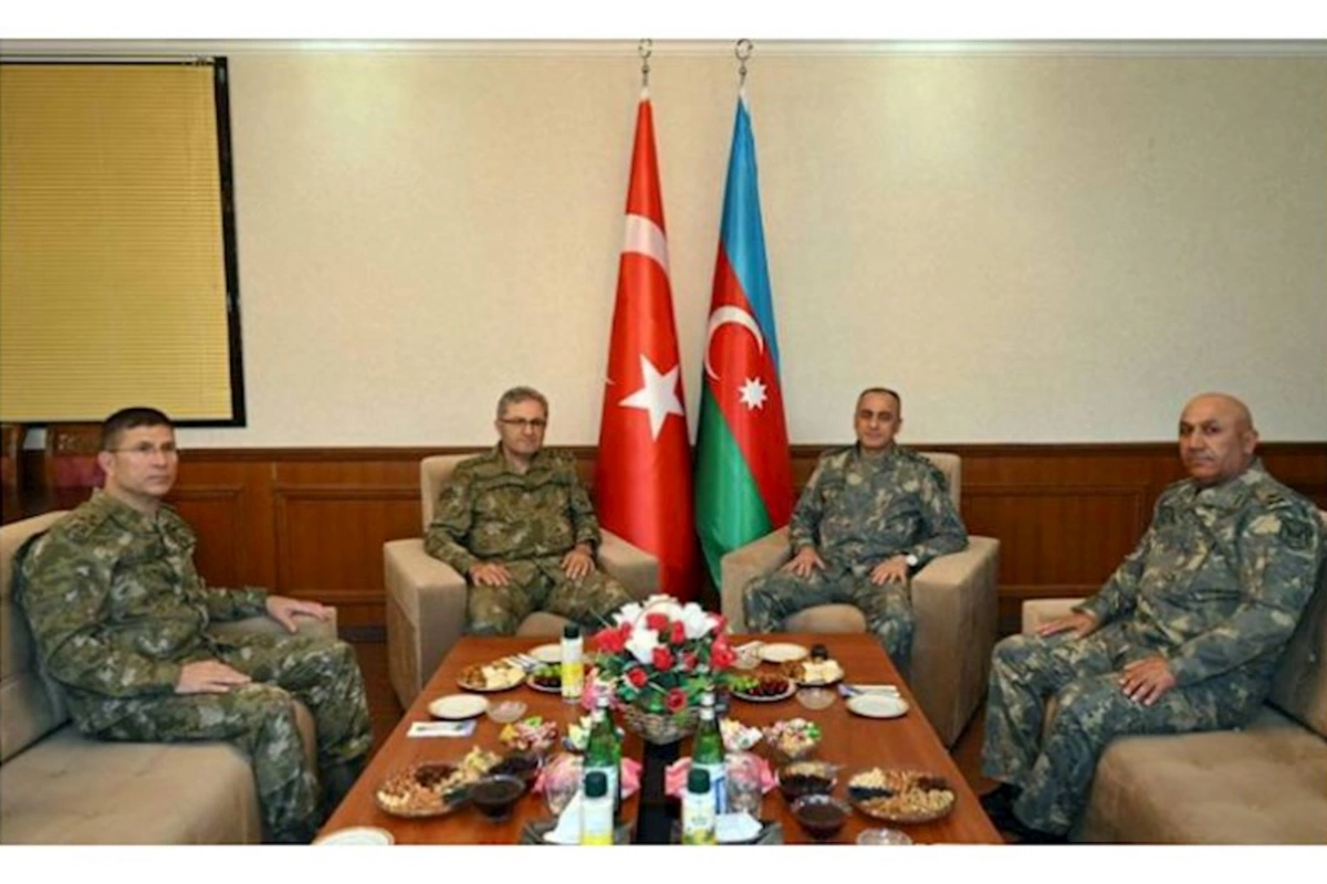 Azərbaycan-Türkiyə hərbi əməkdaşlığı genişləndirilir — FOTOLAR