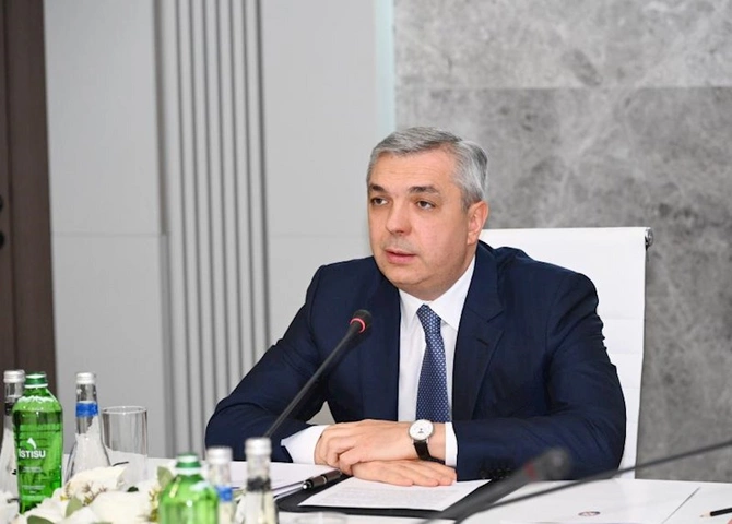 Məmurlar bir araya gəldi — Prezidentin tapşırıqları çatdırıldı Məmurlar bir araya gəldi — Prezidentin tapşırıqları çatdırıldı