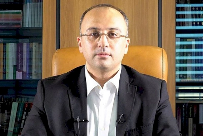 Bakı restoranları qurbağa əti verir — Deputatla ilahiyyatçıdan REAKSİYA