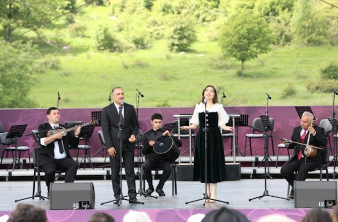 Şuşada “Xarıbülbül” Beynəlxalq Musiqi Festivalı davam edir — FOTOLAR