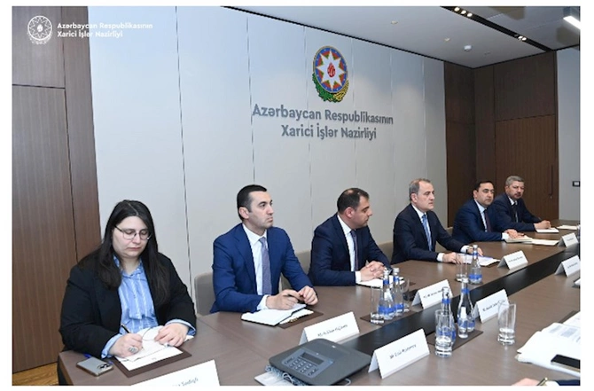 XİN başçılarının geniş tərkibdə görüşü başlayıb — FOTOLAR