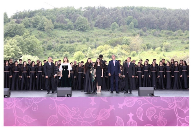 Şuşada “Xarıbülbül” Beynəlxalq Musiqi Festivalı davam edir — FOTOLAR