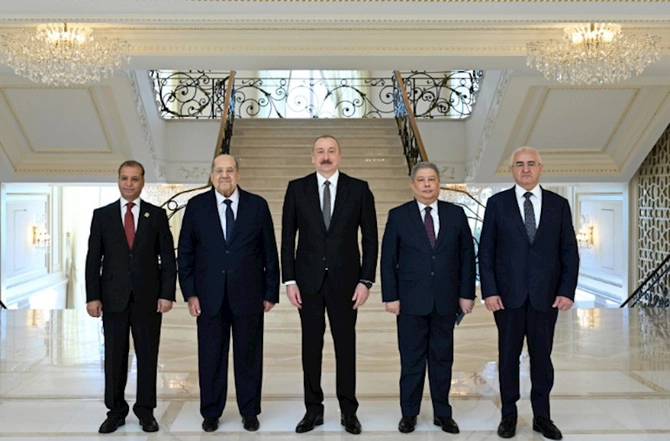 İlham Əliyev Misir Senatının sədrini qəbul edib — FOTOLAR (YENİLƏNİB) İlham Əliyev Misir Senatının sədrini qəbul edib — FOTOLAR (YENİLƏNİB)