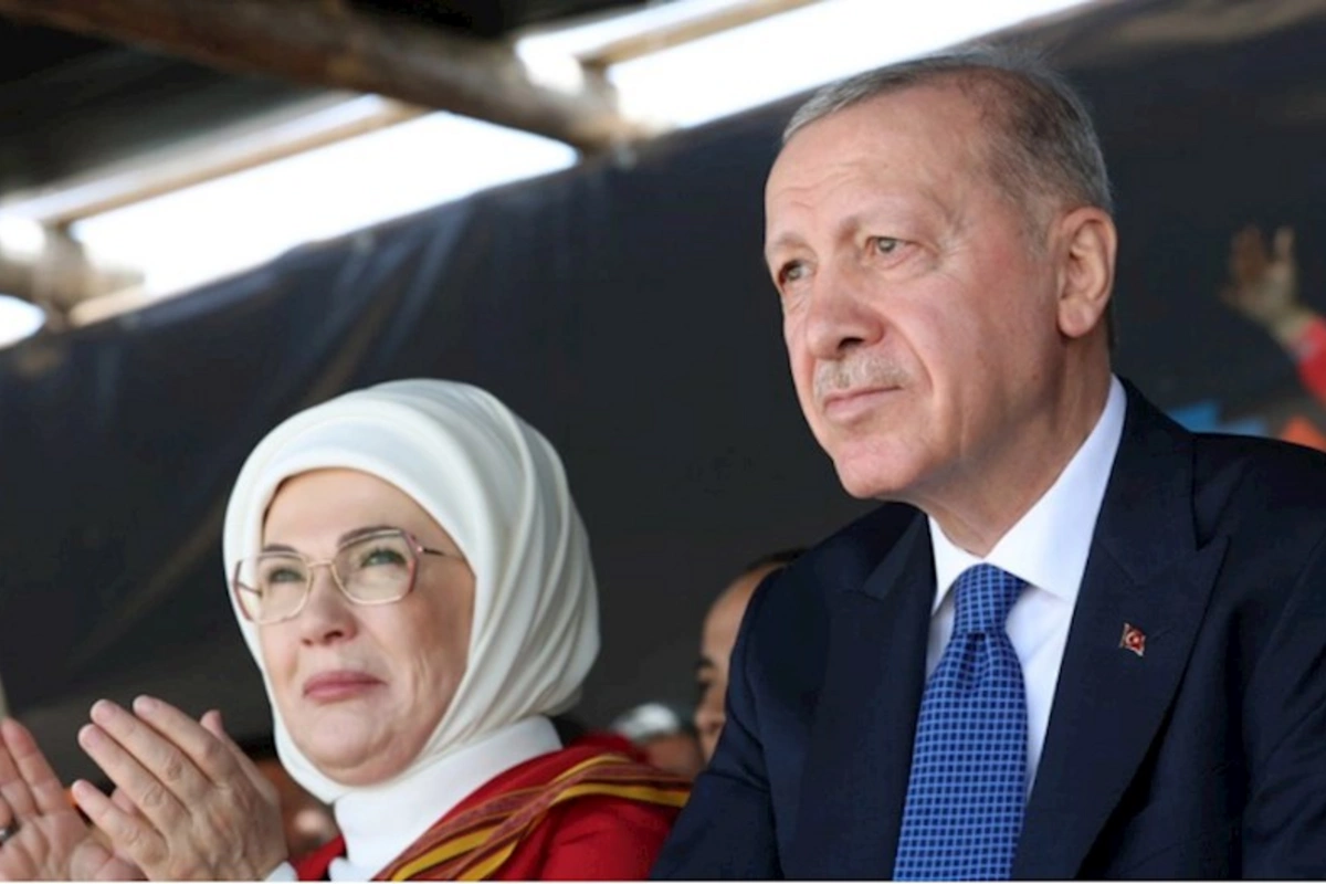 Əminə Ərdoğan Qarabağ atlarının kompozisiyası ilə bağlı paylaşım edib — VİDEO