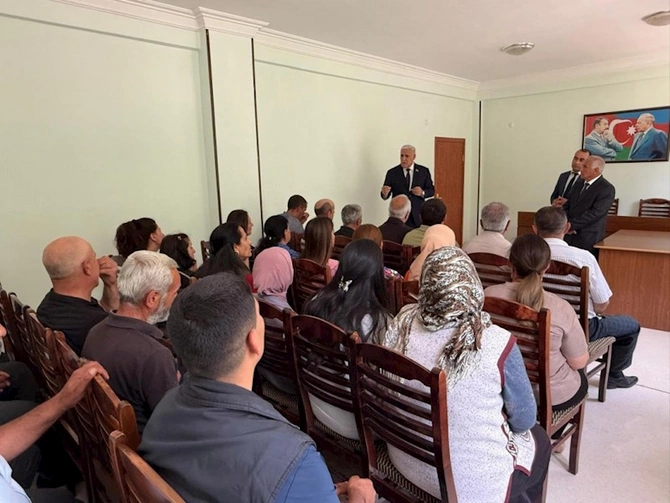 Vüqar Rəhimzadə Ordubad və Culfada seçiciləri ilə növbəti görüşlərini keçirdi — FOTOLAR Vüqar Rəhimzadə Ordubad və Culfada seçiciləri ilə növbəti görüşlərini keçirdi — FOTOLAR