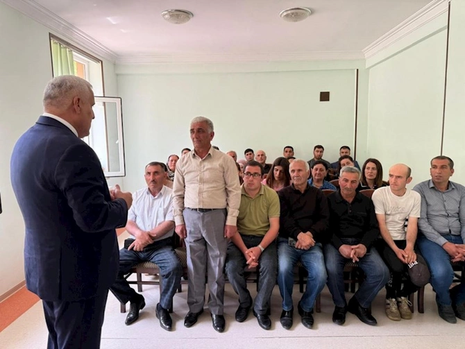 Vüqar Rəhimzadə Ordubad və Culfada seçiciləri ilə növbəti görüşlərini keçirdi — FOTOLAR Vüqar Rəhimzadə Ordubad və Culfada seçiciləri ilə növbəti görüşlərini keçirdi — FOTOLAR