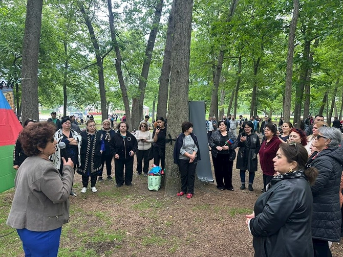 ABŞ-da möhtəşəm Cümhuriyyət bayramı: Azərbaycanlı jurnalistlər təltif edildi — FOTOLAR ABŞ-da möhtəşəm Cümhuriyyət bayramı: Azərbaycanlı jurnalistlər təltif edildi — FOTOLAR