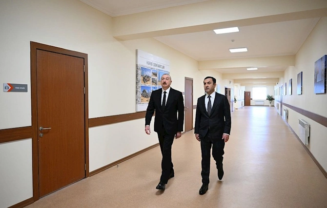 İlham Əliyev İsmayıllıda “Talıstan” liseyinin binasının açılışında iştirak edib — FOTOLAR (YENİLƏNİB)