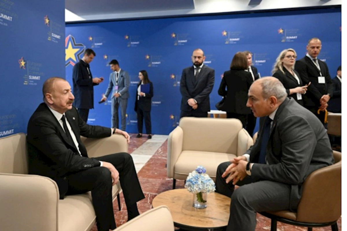 İlham Əliyevlə Paşinyan arasında görüş konstruktiv keçib