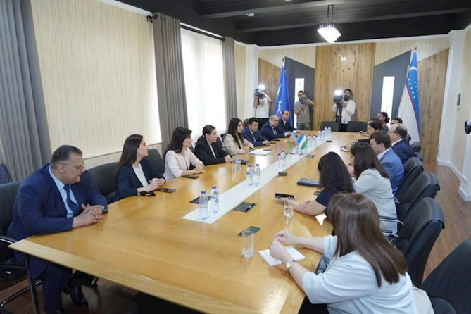 Azərbaycan nümayəndə heyəti Özbəkistan İnformasiya və Kütləvi Kommunikasiya Agentliyində görüş keçirdi — FOTOLAR Azərbaycan nümayəndə heyəti Özbəkistan İnformasiya və Kütləvi Kommunikasiya Agentliyində görüş keçirdi — FOTOLAR