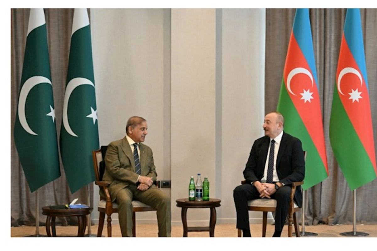 Laçında Prezident İlham Əliyevin Pakistanın Baş naziri ilə məhdud tərkibdə görüşü keçirilib — FOTO