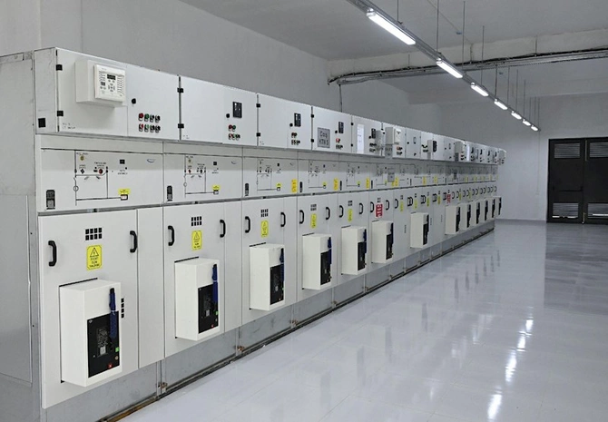 İlham Əliyev Laçın Elektrik Şəbəkəsi Rəqəmsal İdarəetmə Mərkəzinin açılışında iştirak edib — FOTOLAR