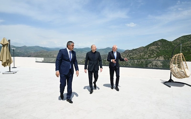 Prezident “Laçın” İstirahət Kompleksinin açılışını etdi — FOTOLAR Prezident “Laçın” İstirahət Kompleksinin açılışını etdi — FOTOLAR