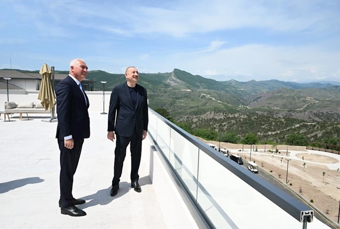 Prezident “Laçın” İstirahət Kompleksinin açılışını etdi — FOTOLAR Prezident “Laçın” İstirahət Kompleksinin açılışını etdi — FOTOLAR