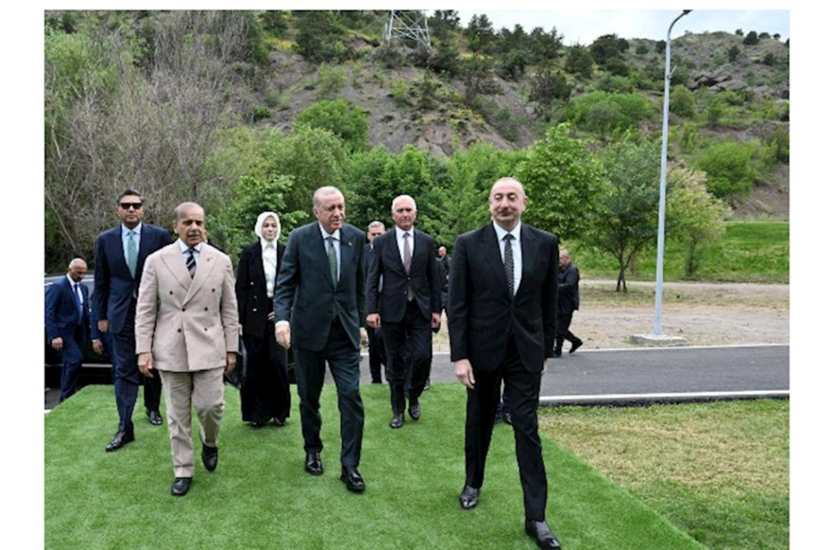 Liderlərin Laçından ötürdüyü mesajlar — DETALLAR