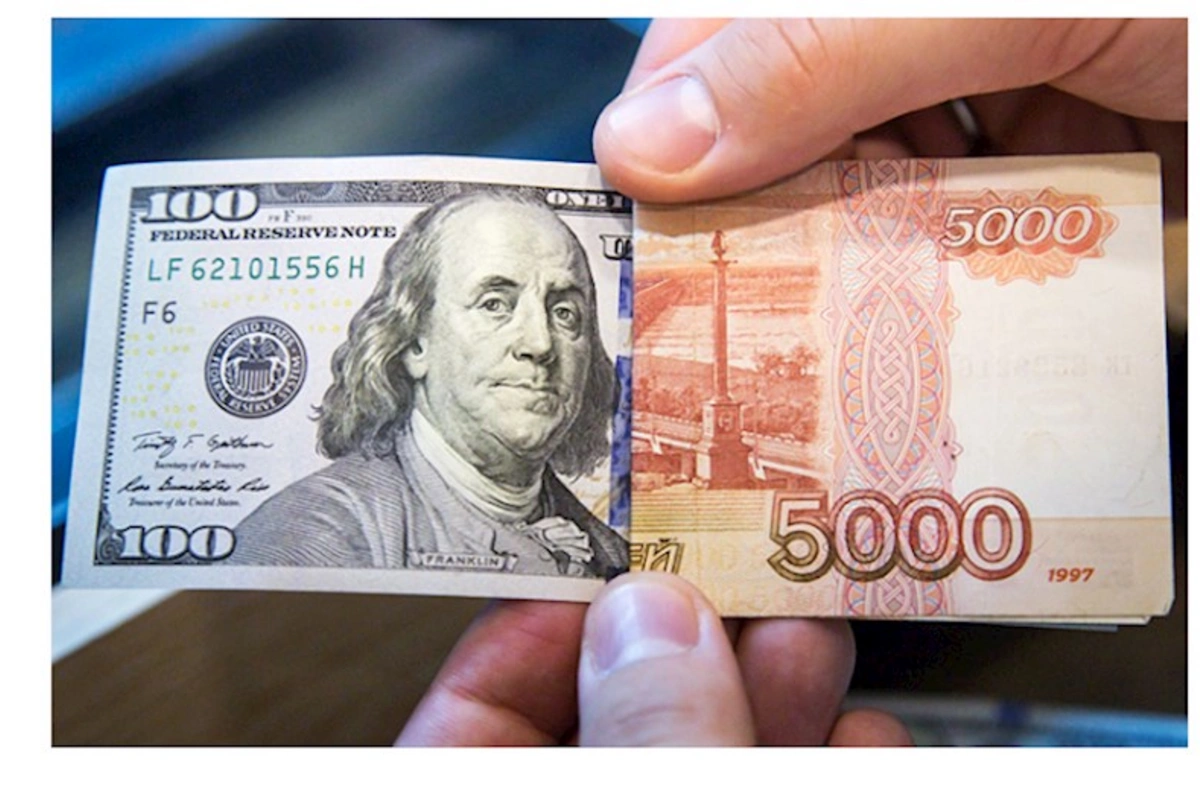 Rubl bahalaşdı, dollar isə... — YENİ MƏZƏNNƏ