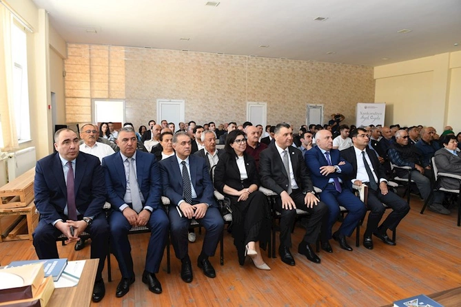 Vəkillər keçmiş məcburi köçkünlərə pulsuz hüquqi yardım göstərdi — FOTOLAR