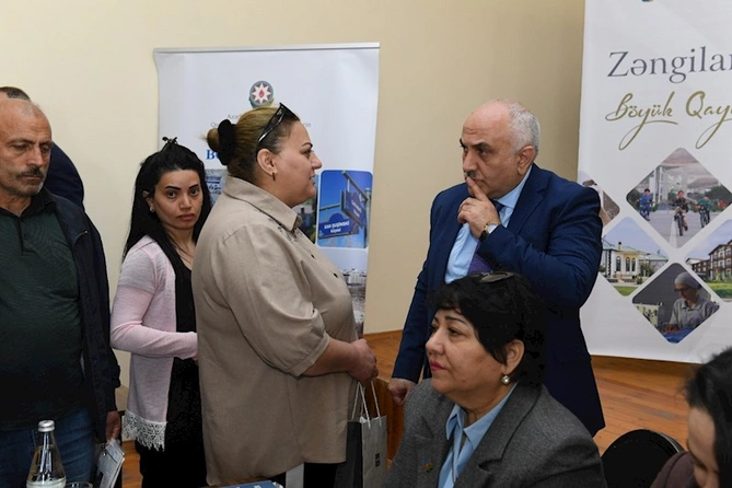 Vəkillər keçmiş məcburi köçkünlərə pulsuz hüquqi yardım göstərdi — FOTOLAR