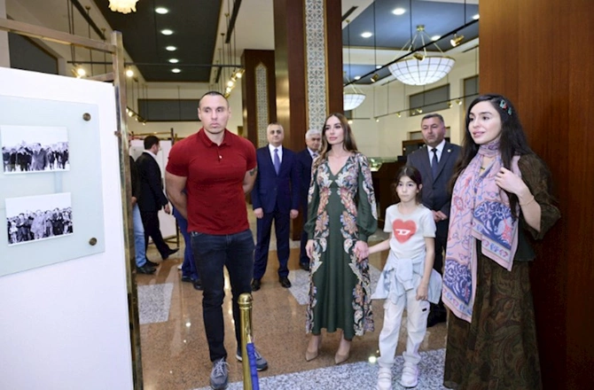 Leyla Əliyeva və Arzu Əliyeva Naxçıvanda — FOTOLAR Leyla Əliyeva və Arzu Əliyeva Naxçıvanda — FOTOLAR