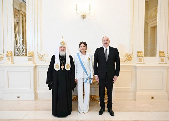 İlham Əliyev Moskvanın və Bütün Rusiyanın Patriarxı Kirill ilə görüşüb — FOTOLAR (YENİLƏNİB) İlham Əliyev Moskvanın və Bütün Rusiyanın Patriarxı Kirill ilə görüşüb — FOTOLAR (YENİLƏNİB)