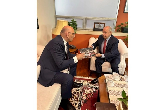 Elçin Əmirbəyov Qvatemalanın XİN rəhbəri ilə görüşüb — FOTOLAR