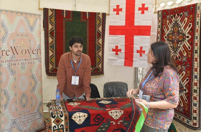 Bakıda ilk Beynəlxalq Xalça Festivalı fəaliyyətə başlayıb — FOTOLAR Bakıda ilk Beynəlxalq Xalça Festivalı fəaliyyətə başlayıb — FOTOLAR