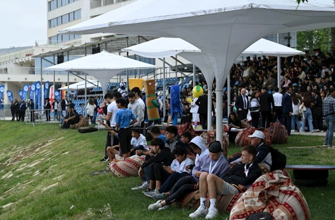 Avarçəkənlərimiz yarışı 15 medalla başa vurdu — FOTOLAR Avarçəkənlərimiz yarışı 15 medalla başa vurdu — FOTOLAR