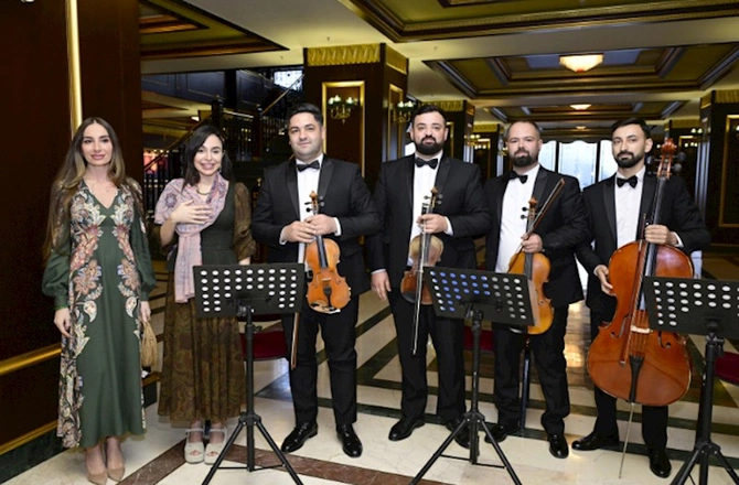 Leyla Əliyeva və Arzu Əliyeva Naxçıvanda — FOTOLAR Leyla Əliyeva və Arzu Əliyeva Naxçıvanda — FOTOLAR