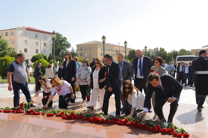“MEDİAFEST-2025”: Naxçıvanda “Dezinformasiya və “fake news”larla mübarizə” mövzusu müzakirə olunub — FOTOLAR