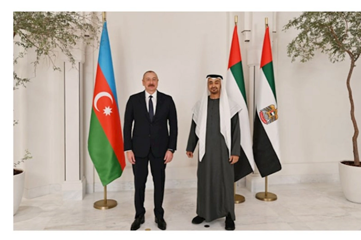 İlham Əliyev BƏƏ liderinə zəng etdi