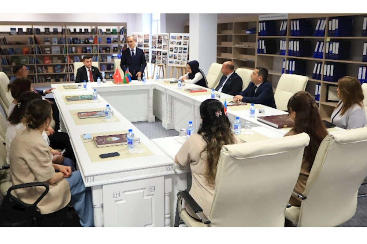 Türkiyənin Şəhid Ailələri və Qaziləri Dərnəyinin başqanı Mərkəzi Elmi Kitabxanada olub