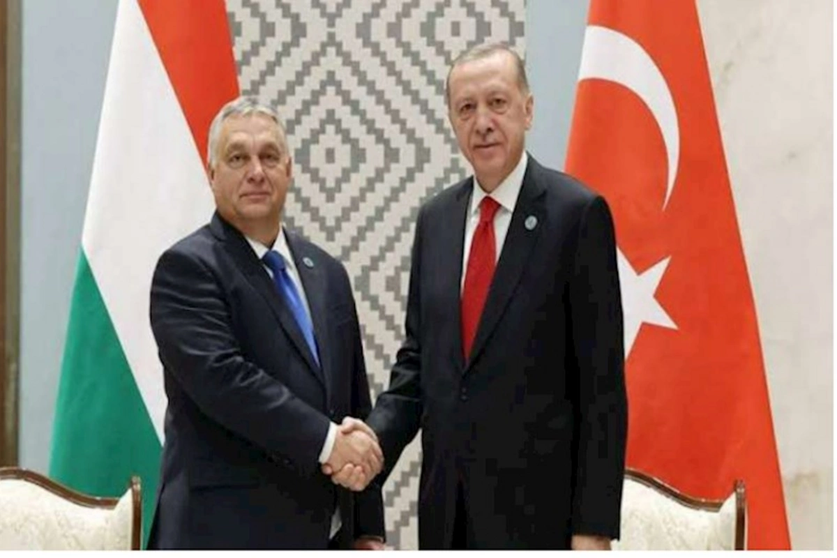 Ərdoğan və Orban telefon danışığı apardı