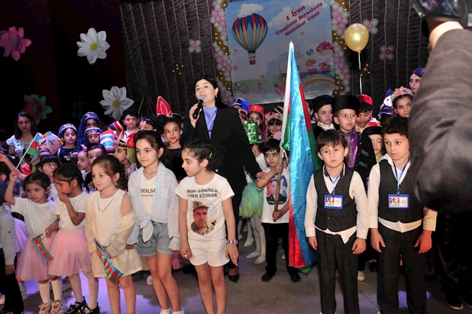 Uşaqların Beynəlxalq Müdafiəsi Günü Abşeronda şəhid övladları ilə birgə qeyd edilib — FOTOLAR Uşaqların Beynəlxalq Müdafiəsi Günü Abşeronda şəhid övladları ilə birgə qeyd edilib — FOTOLAR