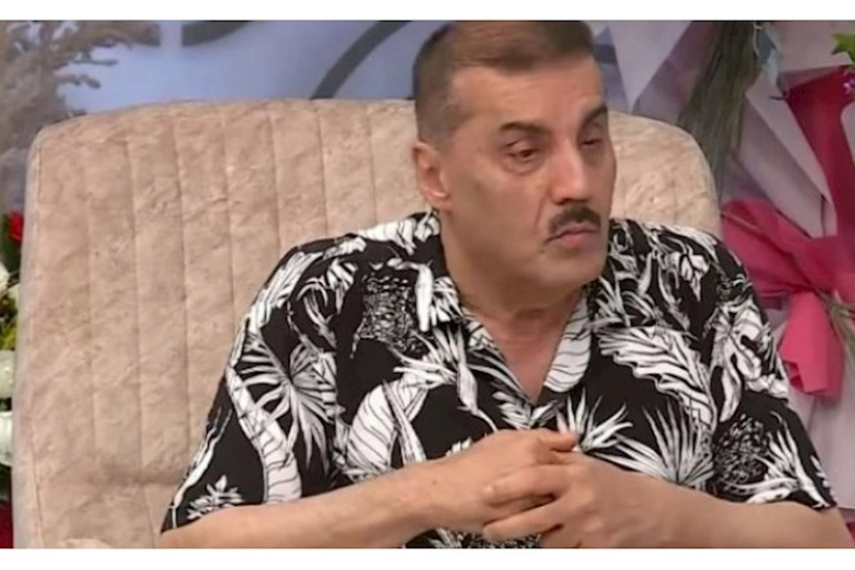Aktyorları görəndə maddi yardım edin