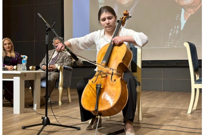 Gəncə Dövlət Filarmoniyasında Məmmədağa Umudovun müəllif gecəsi keçirilib — FOTOLAR