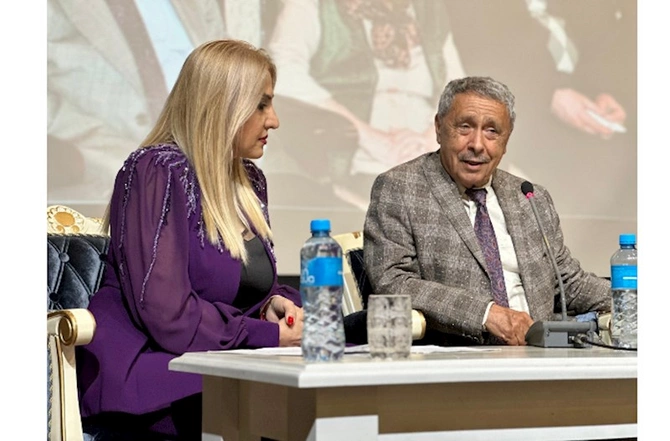 Gəncə Dövlət Filarmoniyasında Məmmədağa Umudovun müəllif gecəsi keçirilib — FOTOLAR