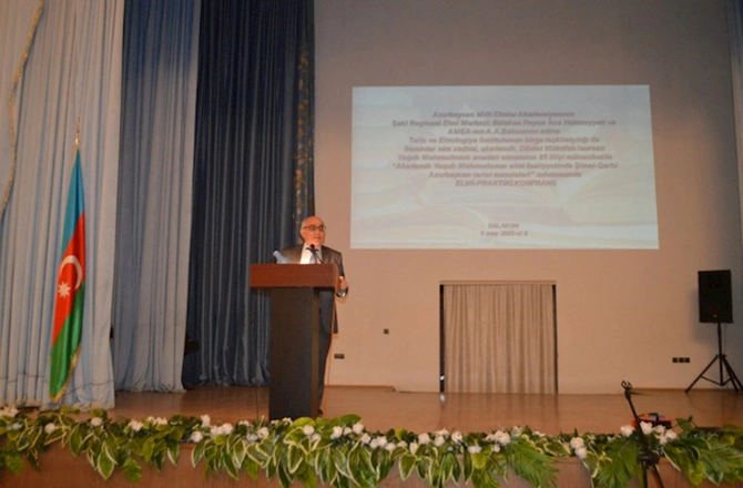 “Akademik Yaqub Mahmudovun elmi fəaliyyətində Şimal-Qərbi Azərbaycan tarixi məsələləri” mövzusunda konfrans keçirilib — FOTOLAR