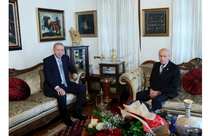 Ərdoğan Bahçelini evində ziyarət etdi — FOTOLAR Ərdoğan Bahçelini evində ziyarət etdi — FOTOLAR