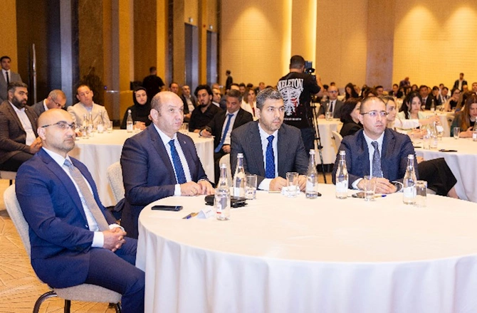 Veysəloğlu Şirkətlər Qrupunun dəstəklədiyi “Zirvə” idarəçilik marafonuna start verildi — FOTOLAR Veysəloğlu Şirkətlər Qrupunun dəstəklədiyi “Zirvə” idarəçilik marafonuna start verildi — FOTOLAR