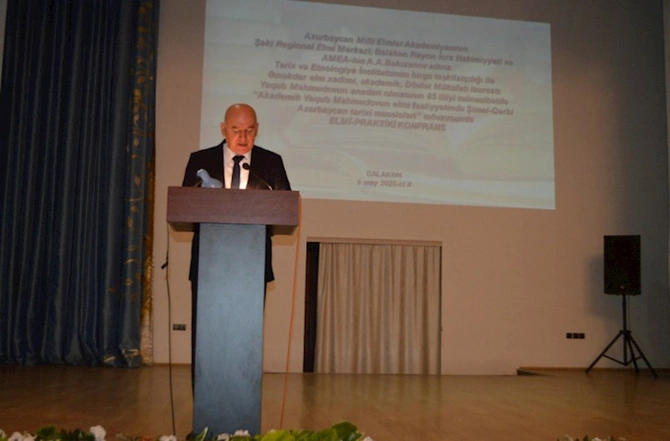 “Akademik Yaqub Mahmudovun elmi fəaliyyətində Şimal-Qərbi Azərbaycan tarixi məsələləri” mövzusunda konfrans keçirilib — FOTOLAR