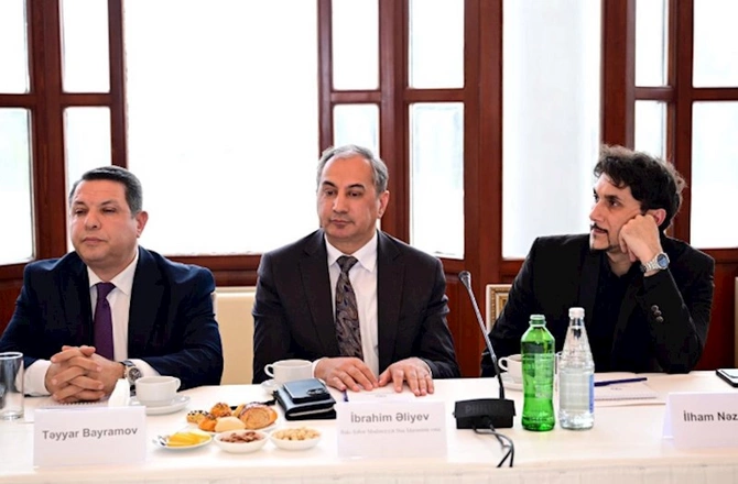 “Musiqi və incəsənət məktəblərində müəllim keyfiyyəti” mövzusunda müzakirələr aparıldı — FOTOLAR