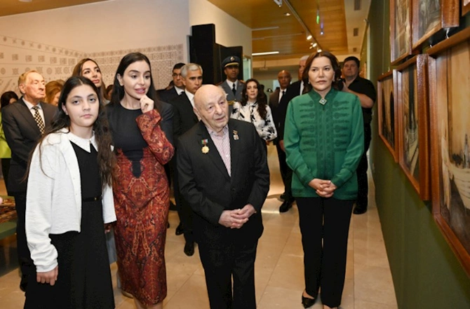 Azərbaycan Milli Xalça Muzeyində “Rabat xalça sənəti” immersiv sərgisi açılıb — FOTOLAR Azərbaycan Milli Xalça Muzeyində “Rabat xalça sənəti” immersiv sərgisi açılıb — FOTOLAR