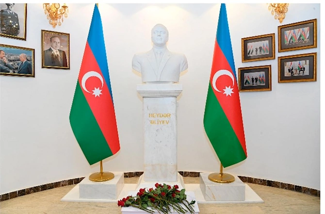 Ceyhun Bayramov Azərbaycanın İraqdakı səfirliyində olub — FOTOLAR