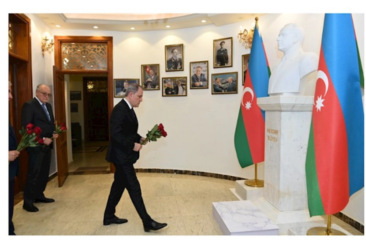 Ceyhun Bayramov Azərbaycanın İraqdakı səfirliyində olub — FOTOLAR