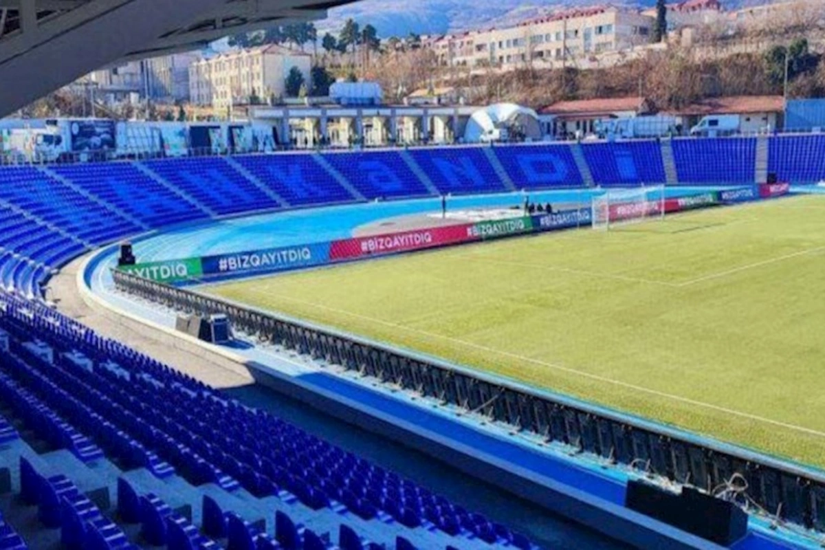 Xankəndi stadionunda təmir-bərpa işləri intensivləşib