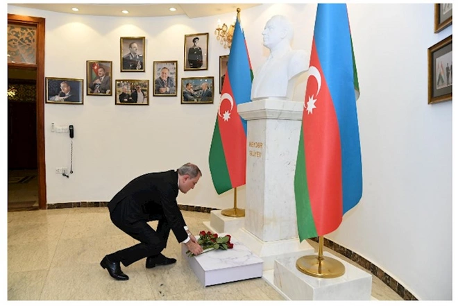 Ceyhun Bayramov Azərbaycanın İraqdakı səfirliyində olub — FOTOLAR