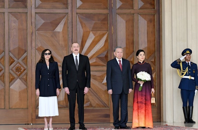 To Lamın rəsmi qarşılanma mərasimi olub — FOTOLAR