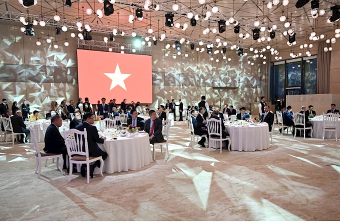 İlham Əliyevin adından To Lamın şərəfinə dövlət ziyafəti verilib — FOTOLAR İlham Əliyevin adından To Lamın şərəfinə dövlət ziyafəti verilib — FOTOLAR