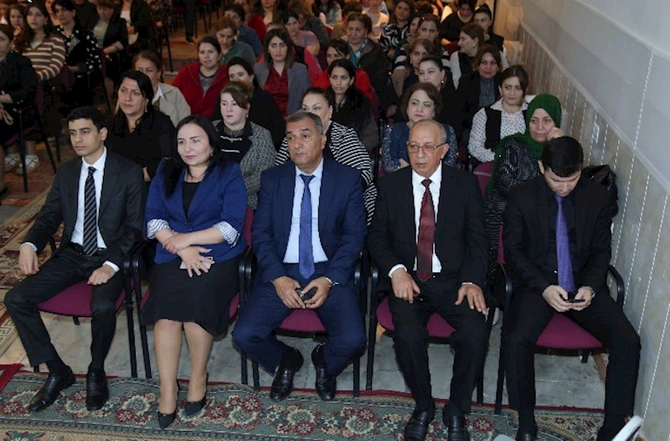 Hacıqabulda Heydər Əliyevin anadan olmasının 102-ci ildönümünə həsr olunmuş tədbir keçirildi — FOTOLAR Hacıqabulda Heydər Əliyevin anadan olmasının 102-ci ildönümünə həsr olunmuş tədbir keçirildi — FOTOLAR